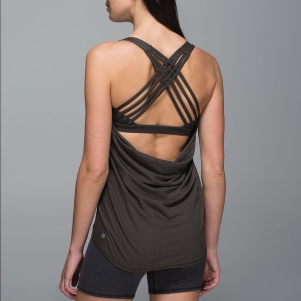 Lululemon Wild Tank Top Black with Dainty Metallic Gold Pinstripes Size 2